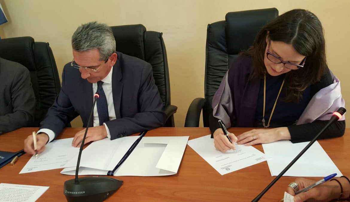 Μνημόνιο Συμφωνίας της Περιφέρειας Νοτίου Αιγαίου με την Περιφέρεια της Βαλένθια, για την επανεγκατάσταση τουλάχιστον 1000 προσφύγων από νησιά του Αιγαίου στην Ισπανία