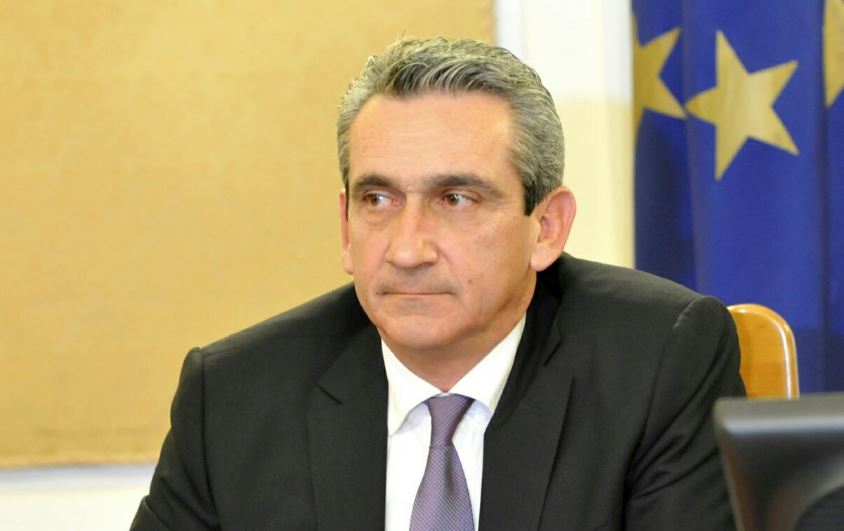 Απάντηση του Περιφερειάρχη Νοτίου Αιγαίου Γ. Χατζημάρκου στον βουλευτή Κυκλάδων Ν. Συρμαλένιο