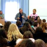 436 κιλά σκουπίδια έβγαλαν από την παραλία, Παπικινού στον Αδάμαντα της Μήλου 110 μαθητές του Γυμνασίου και  δύτες