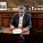 Ηλεκτροφωτισμός και τάπητας στο γήπεδο Λυκείου Ιαλυσού, από την  Περιφέρεια Νοτίου Αιγαίου