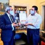 Εθιμοτυπική συνάντηση του Επιτετραμμένου στην Πρεσβεία των Η.Π.Α. στην Αθήνα, David Burger, με τον Περιφερειάρχη Γιώργο Χατζημάρκο