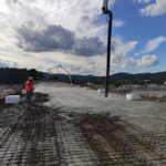 Στο τελικό στάδιο κατασκευής η νέα γέφυρα του ποταμού Μάκαρη στο Χαράκι