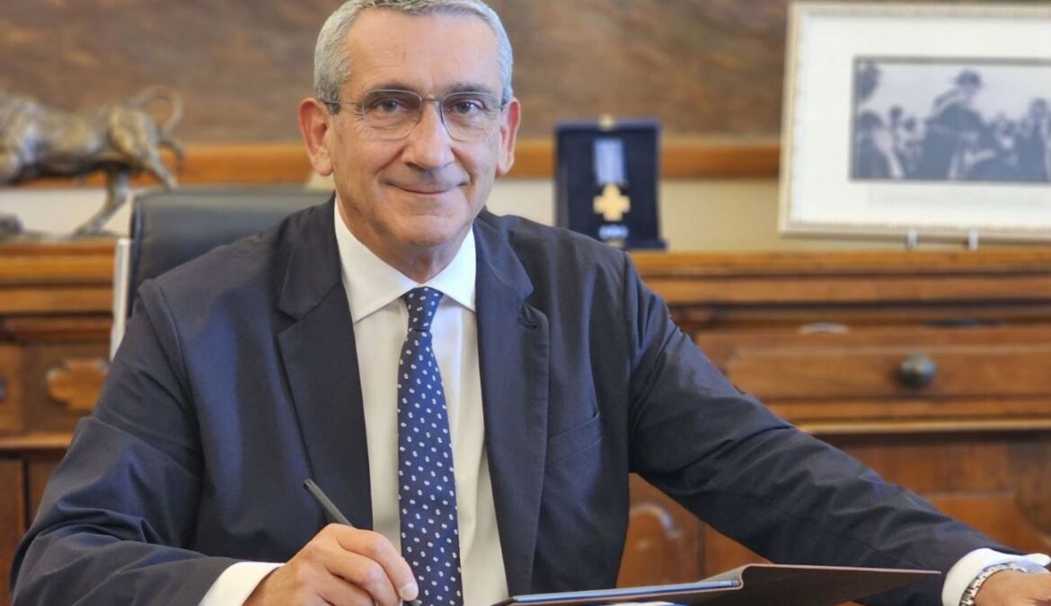 Αύξηση του προϋπολογισμού για την ενίσχυση των τουριστικών επενδύσεων μέσω του Αναπτυξιακού Νόμου, ζητά ο Περιφερειάρχης από τον υπ. Ανάπτυξης